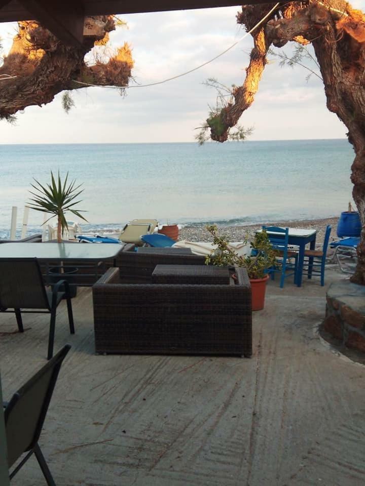 Beachfront Apartment Kato Káto Zákros Buitenkant foto